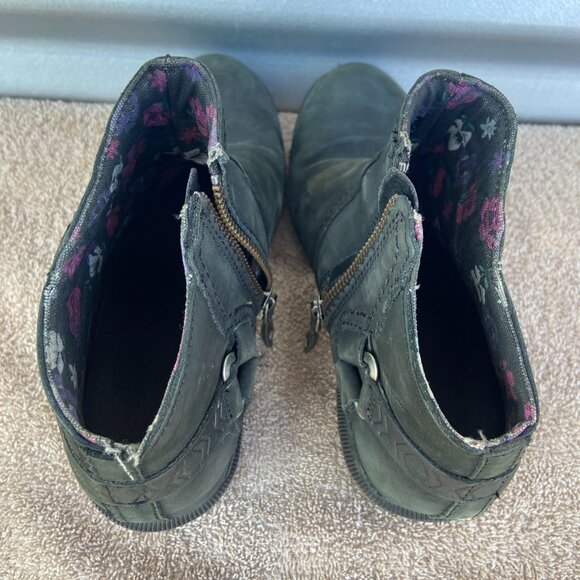 TEVA Women's 7 'Foxy' Leather Ankle Boots with Zipper - Picture 5 of 7